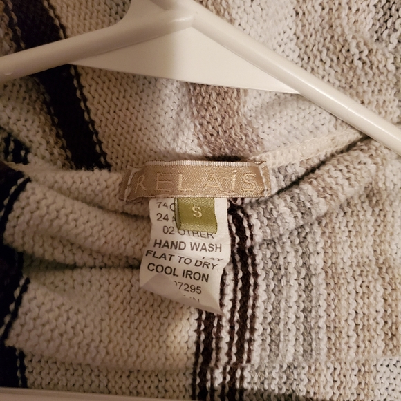 Relais sleeveless cardigan - Picture 3 of 3